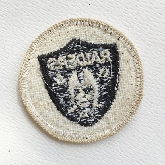 Vintage Embroidered Oakland Raiders Circular Round Patch - Picture 2 of 3